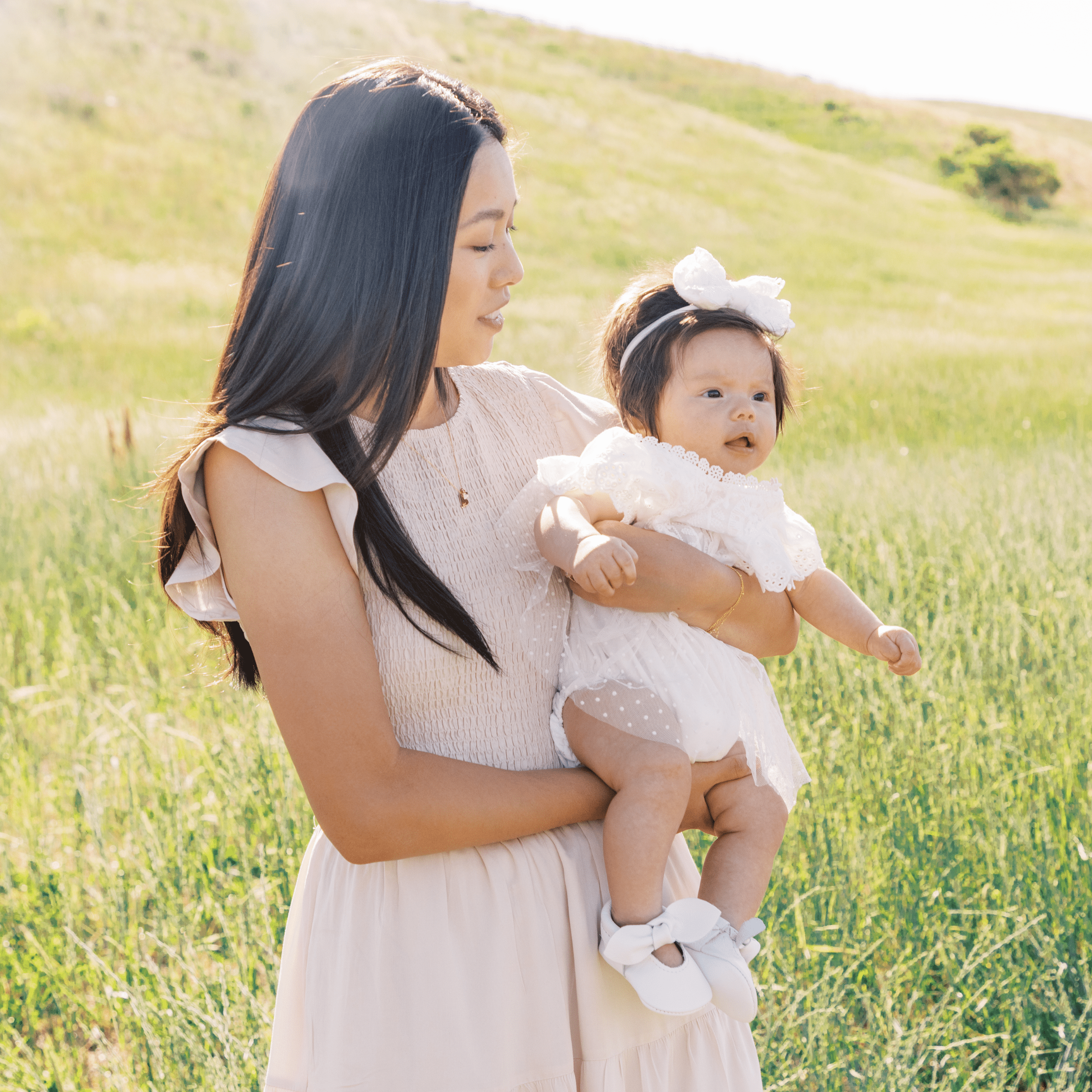 Bright White II Knotted Bow Mocc Knotted Bow Mocc Soft Sole