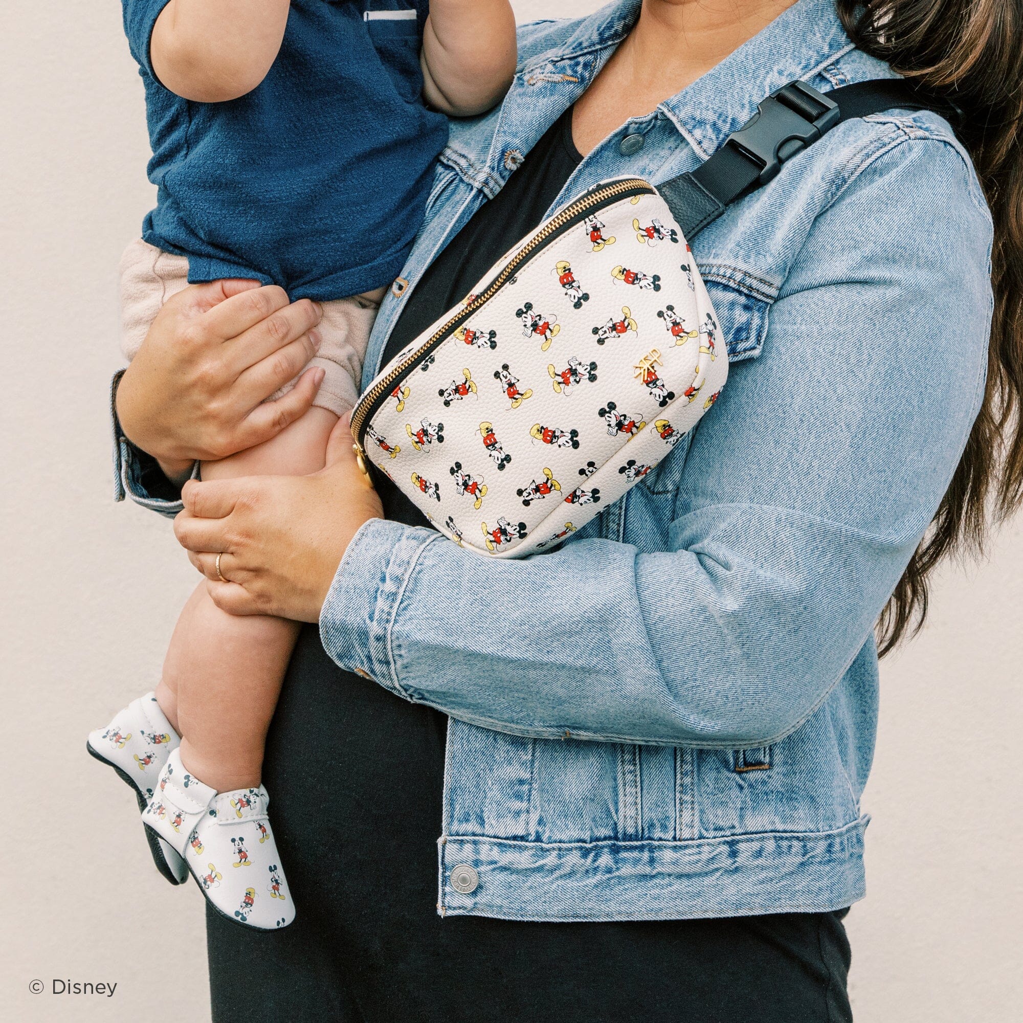 Disney Retro Mickey Mouse Play Pack Classic Play Pack Bag Accessory