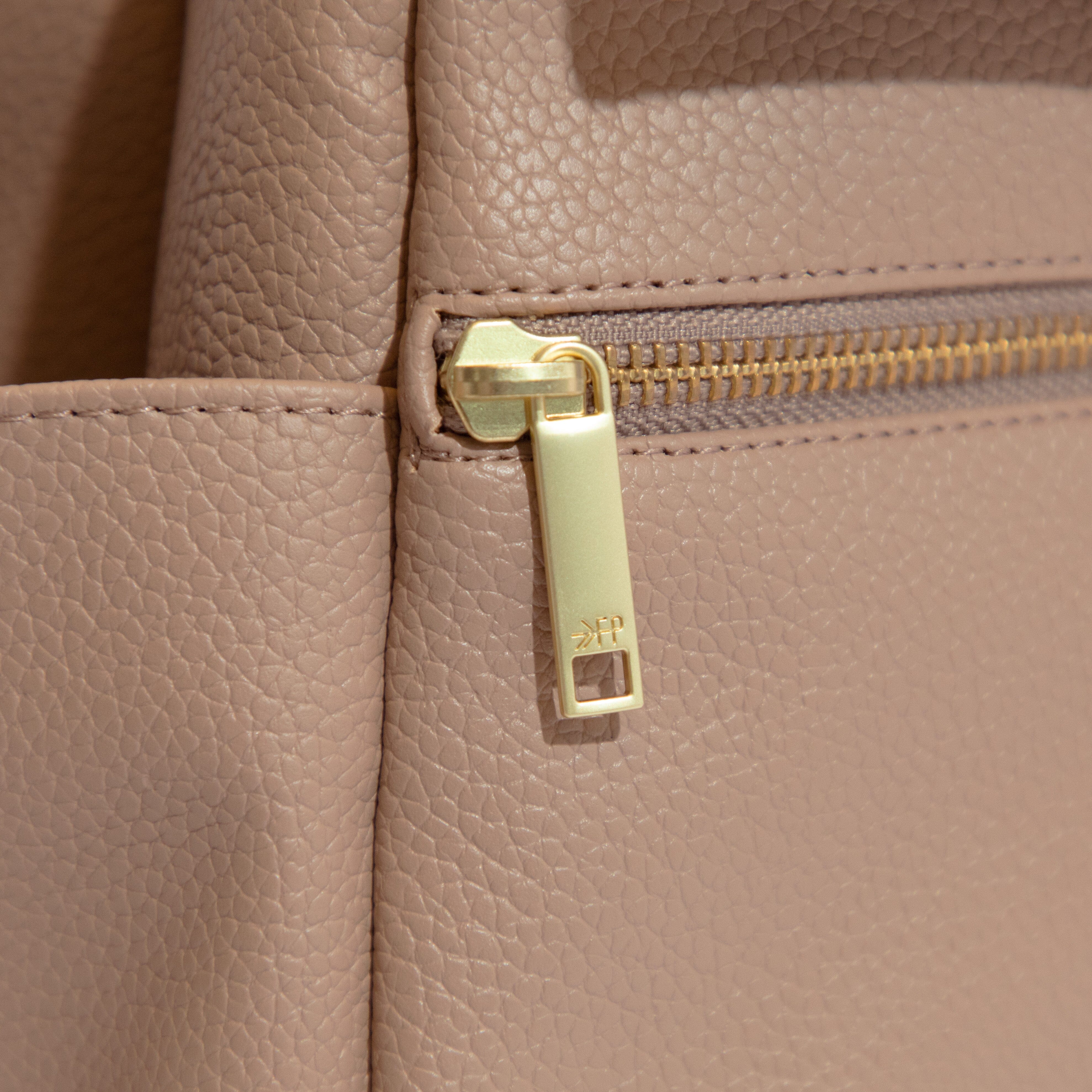 Fig Classic Diaper Bag II Classic Diaper Bag II Diaper Bag