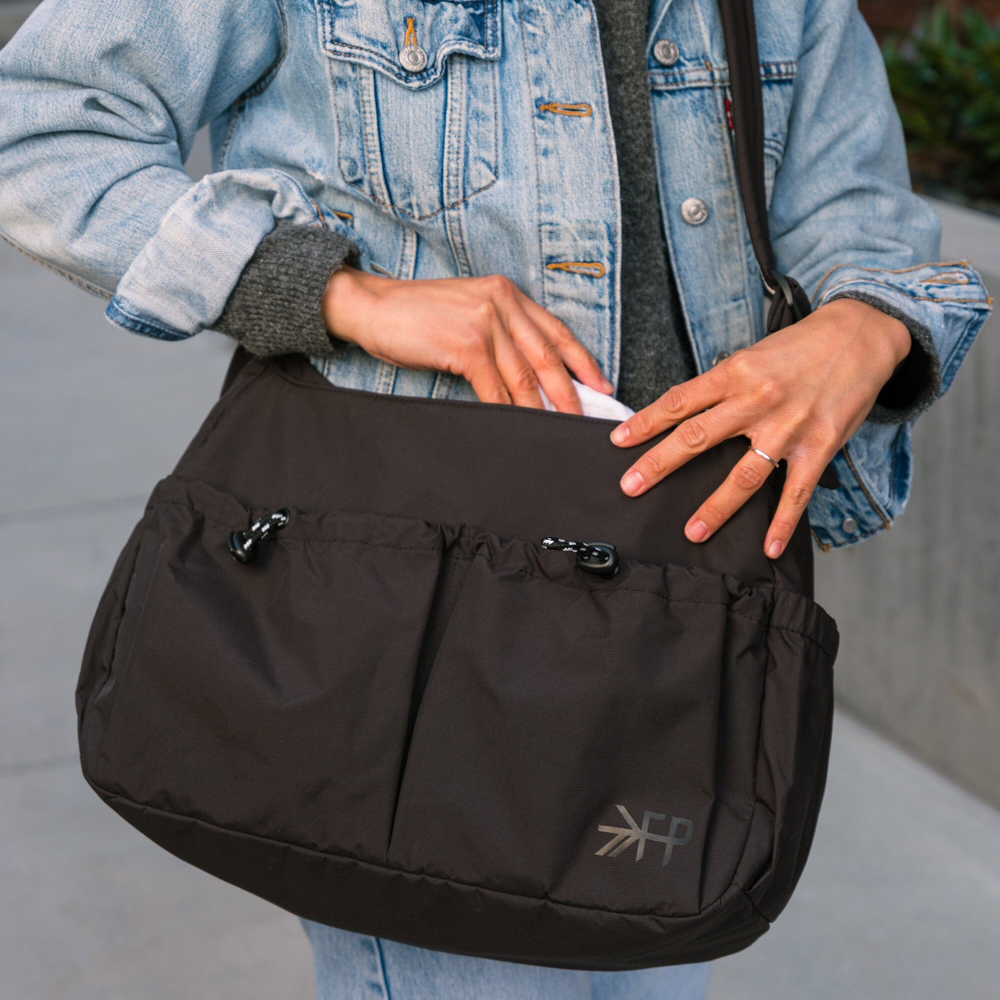 Jet Motion Carryall Tote Motion Carryall Tote Diaper Bag