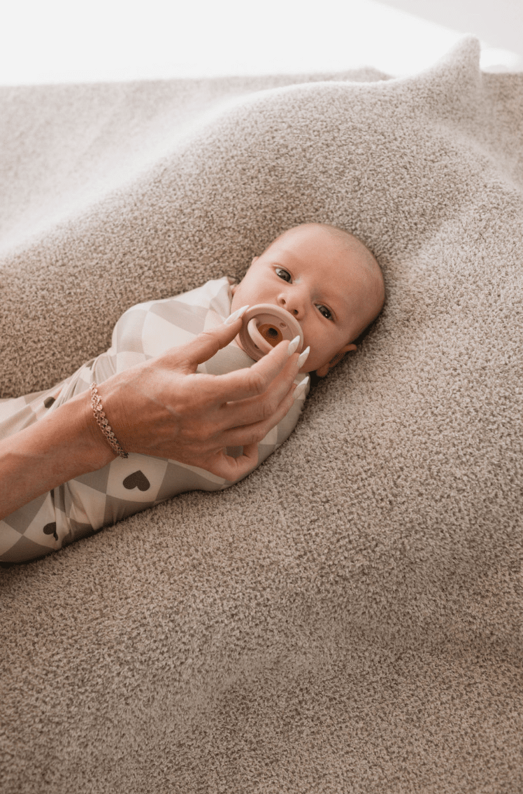 Bamboo Swaddle | Check your Heart forever french baby
