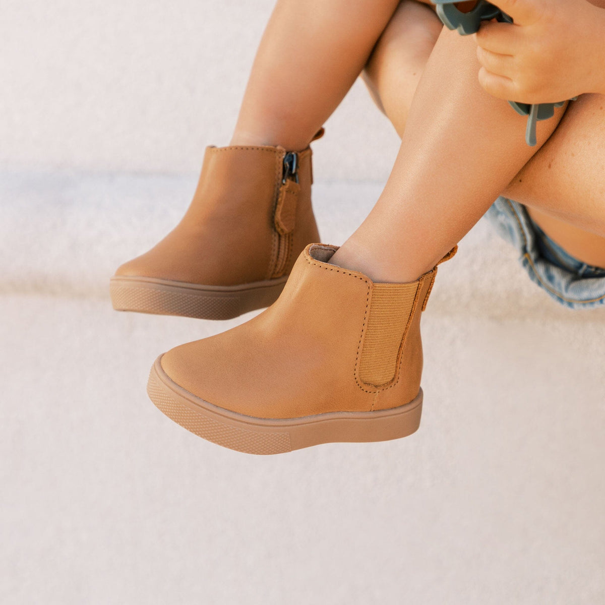 Weathered Brown Chelsea Boot II Sneaker Kids -Chelsea Boot Sneaker Kids Sneaker II