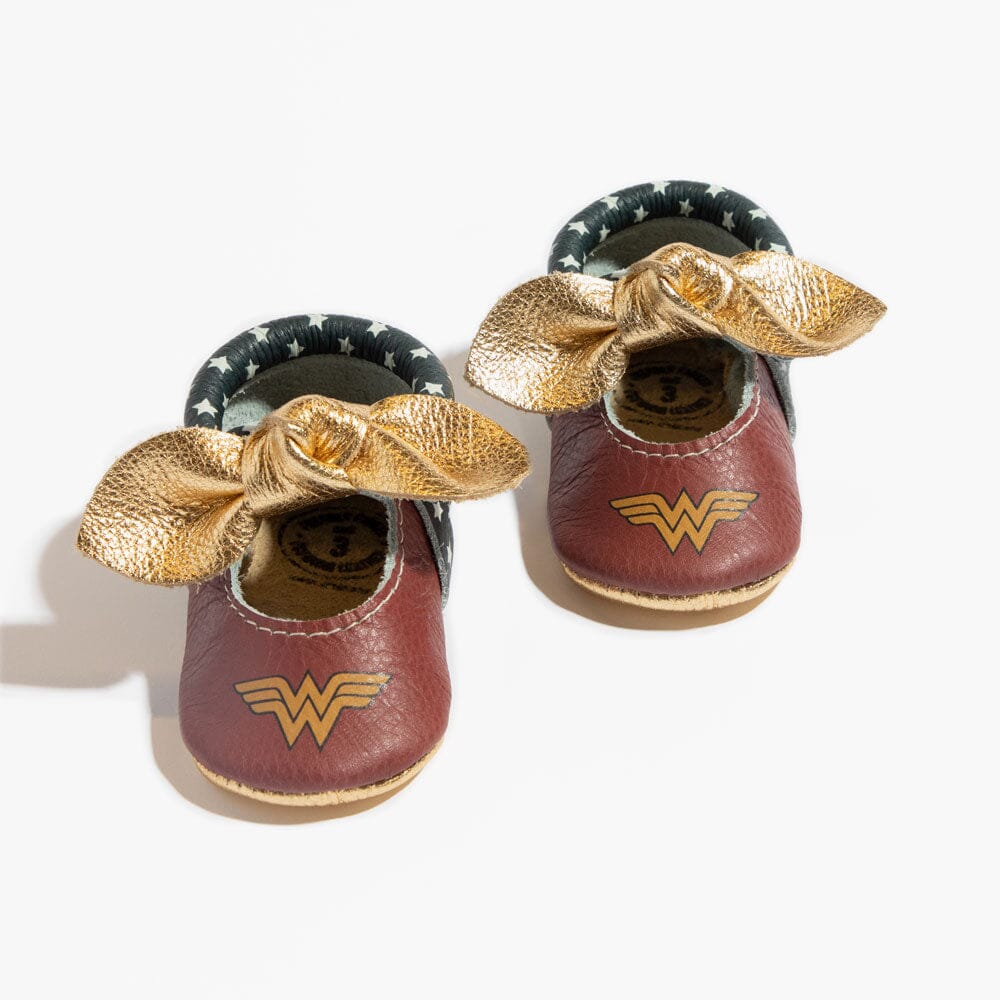 Wonder Woman™ Knotted Bow Baby Shoe Knotted Bow Mocc Soft Sole