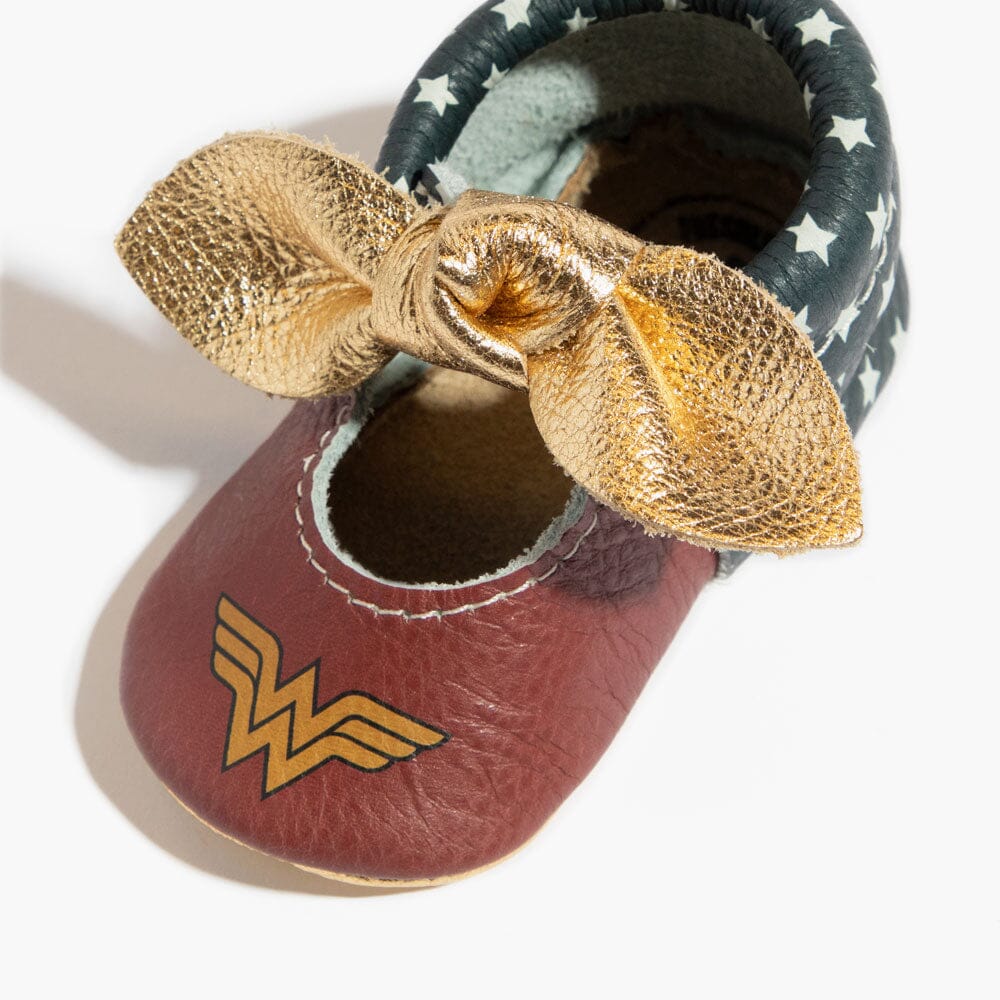 Wonder Woman™ Knotted Bow Baby Shoe Knotted Bow Mocc Soft Sole