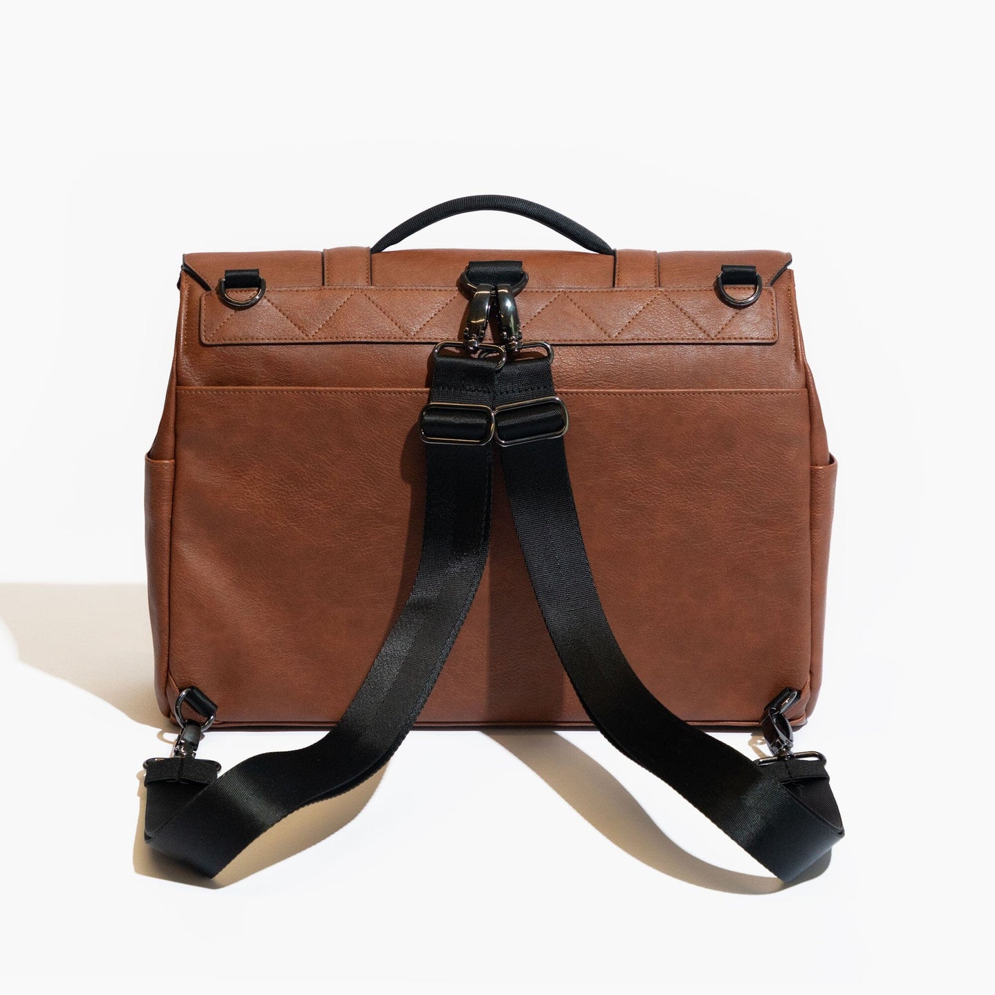 Amber Cambridge Messenger Bag | Pre-Order Cambridge Messenger Bag Diaper Bag