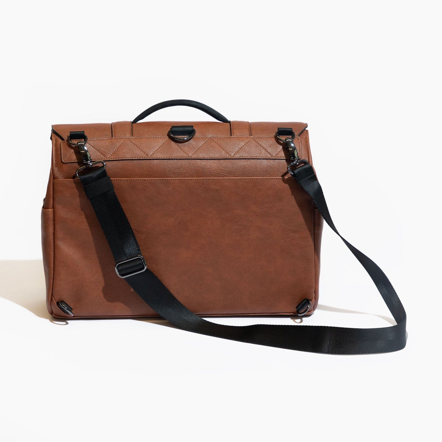 Amber Cambridge Messenger Bag | Pre-Order Cambridge Messenger Bag Diaper Bag
