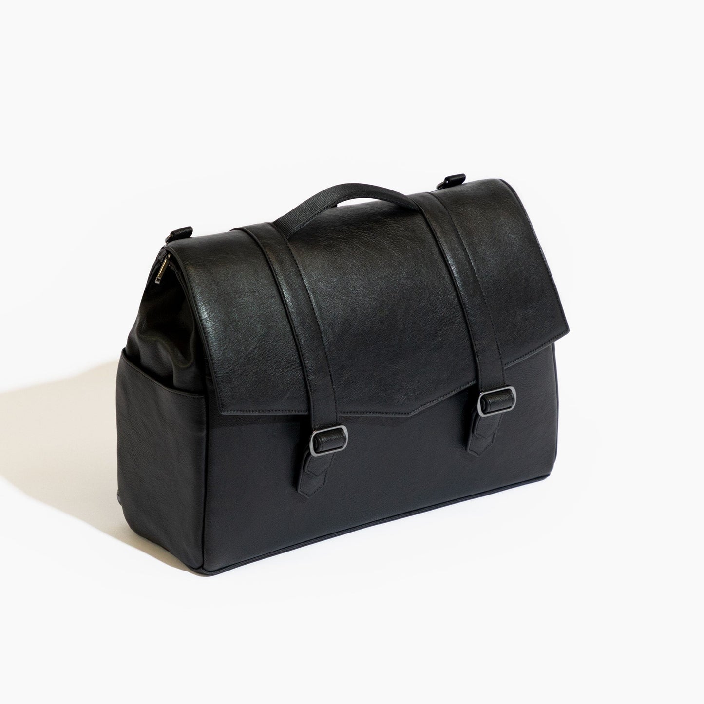 Onyx Cambridge Messenger Bag | Pre-Order Cambridge Messenger Bag Diaper Bag