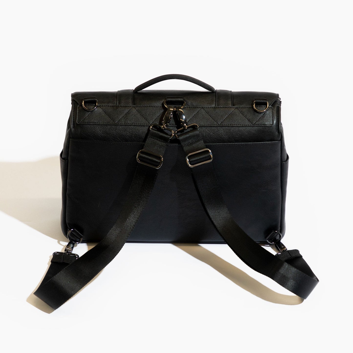 Onyx Cambridge Messenger Bag | Pre-Order Cambridge Messenger Bag Diaper Bag