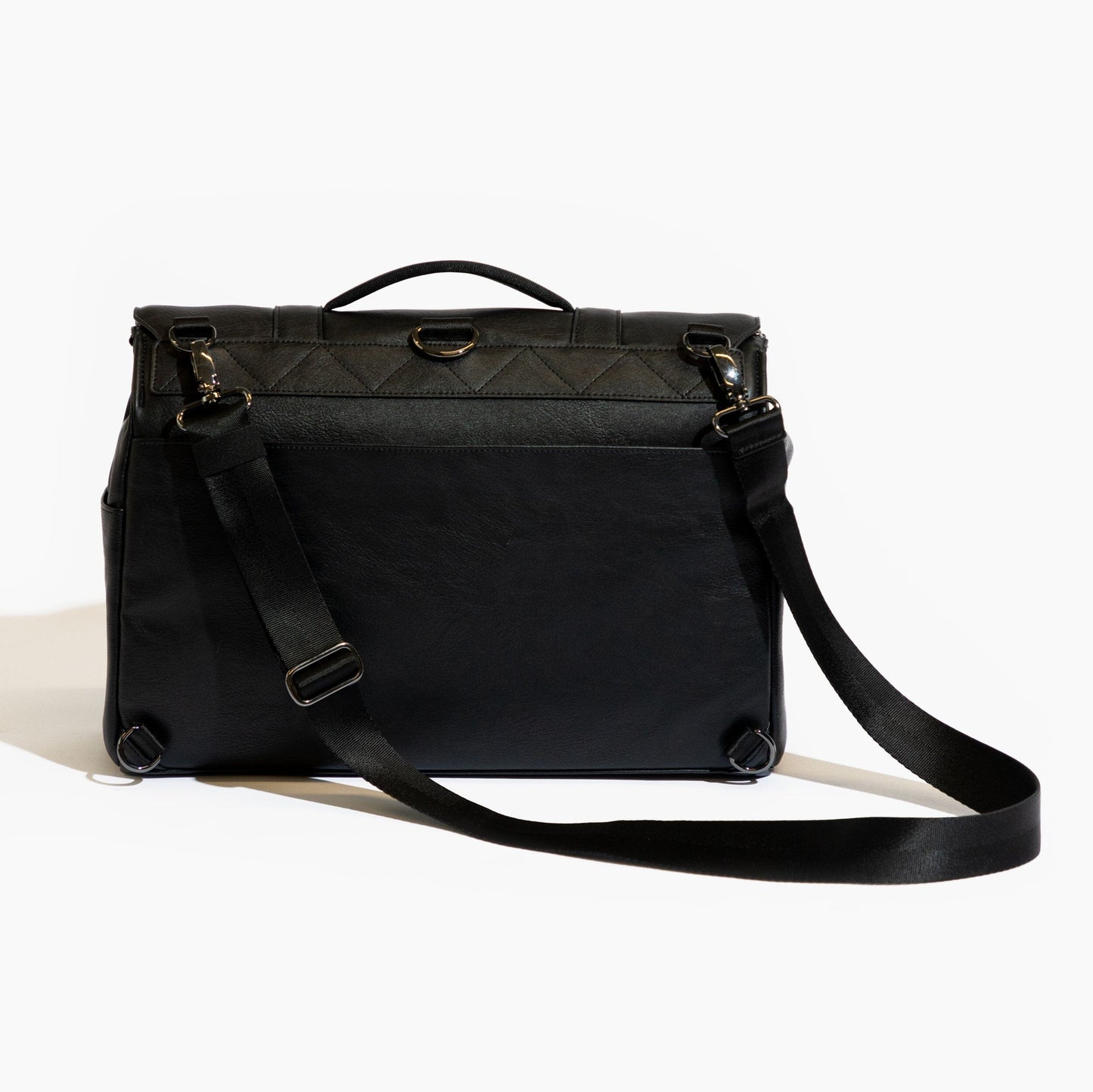 Onyx Cambridge Messenger Bag | Pre-Order Cambridge Messenger Bag Diaper Bag