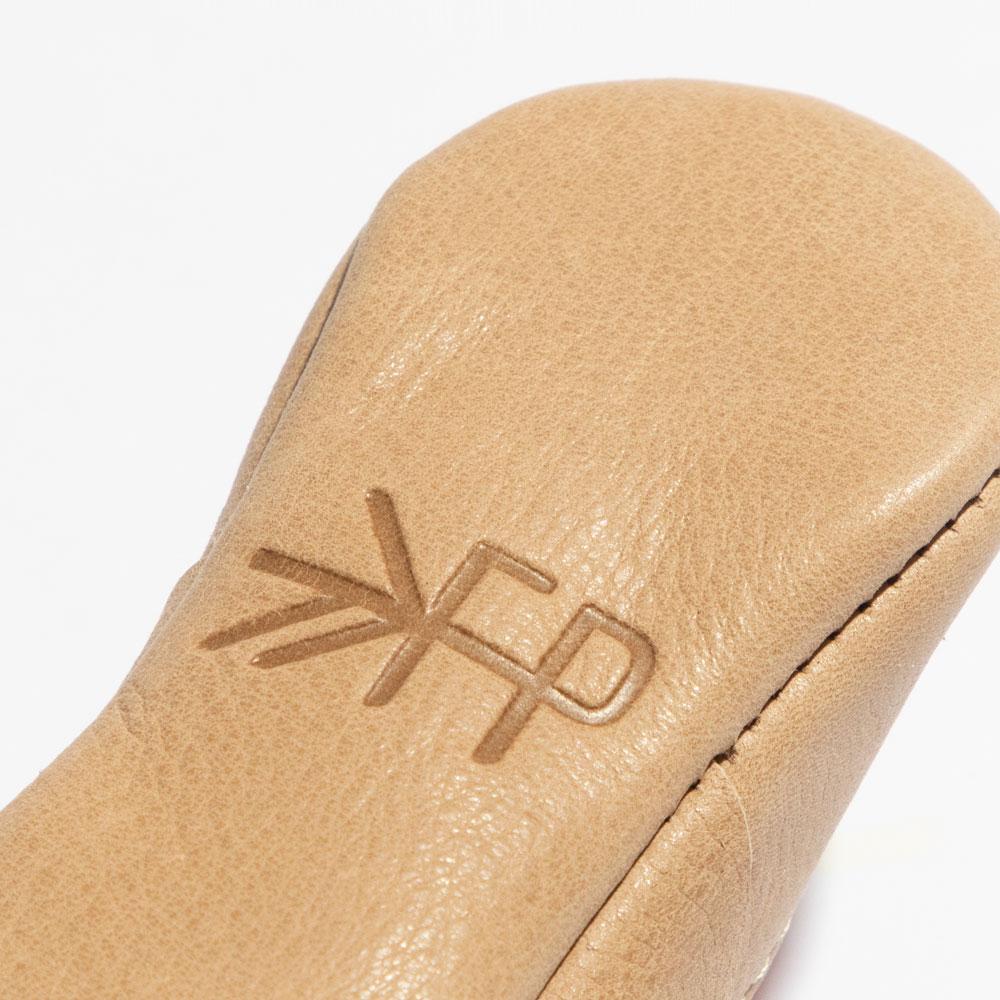 Weathered Brown T-Bar T-Bar Soft Sole