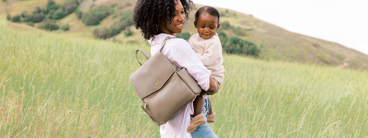 compact vegan mum leather backpack Mini Product details Mini Signature Backpack - Oat