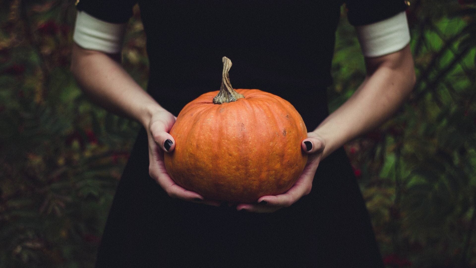 Creative and Fun Costume Ideas for Moms-to-Be: Rocking Your Baby Bump This Halloween