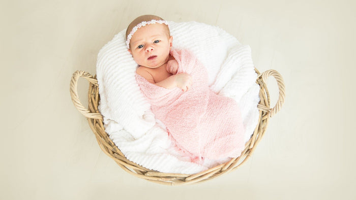 How to Have an Adorable At-Home Photo Shoot for Your Baby