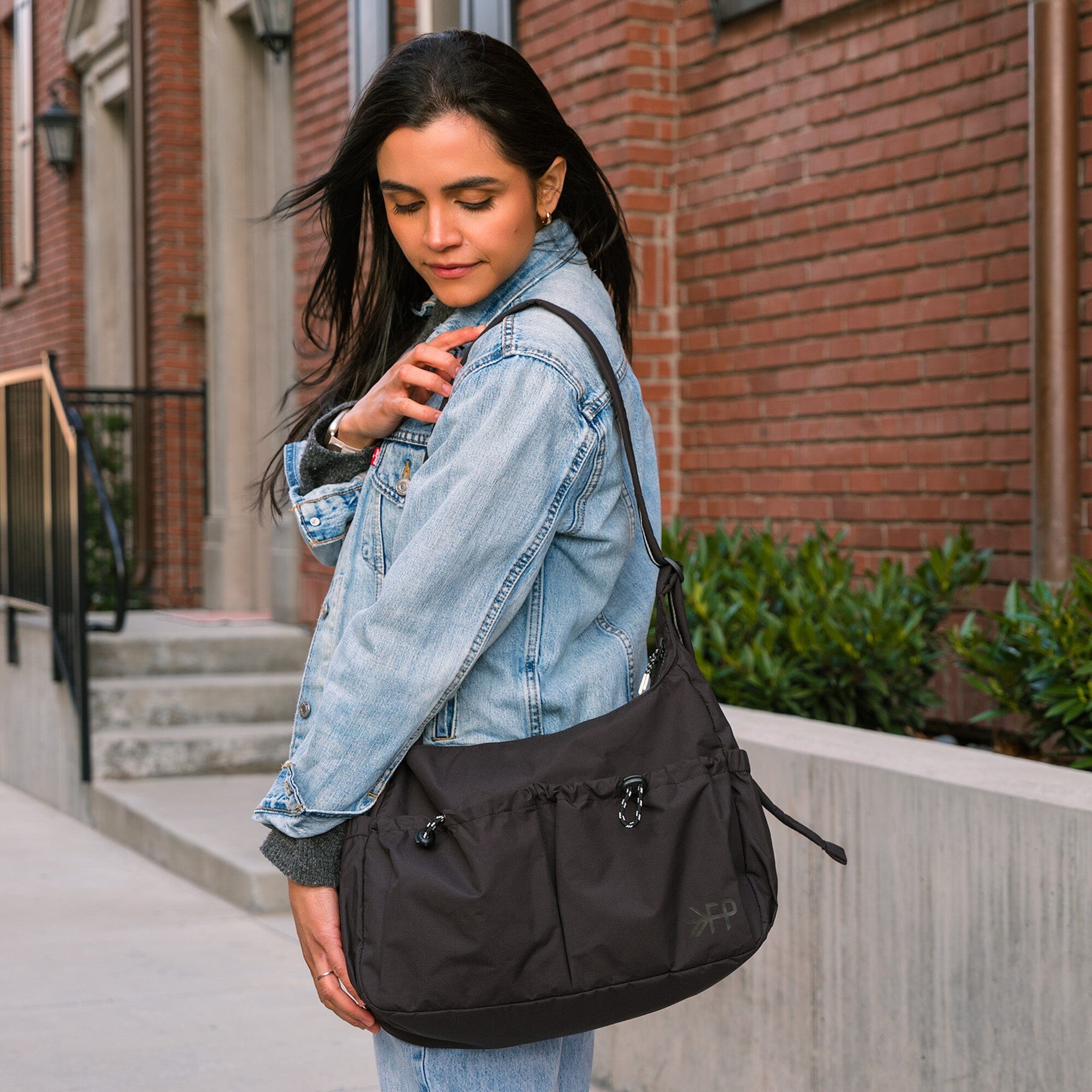 Motion Carryall Tote