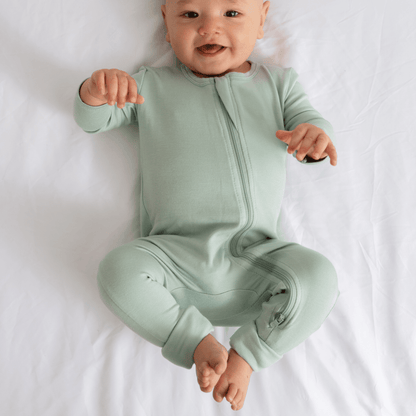 Baby Bamboo Pajamas w/ DreamCuffs® Pajamas Dreamland Baby 