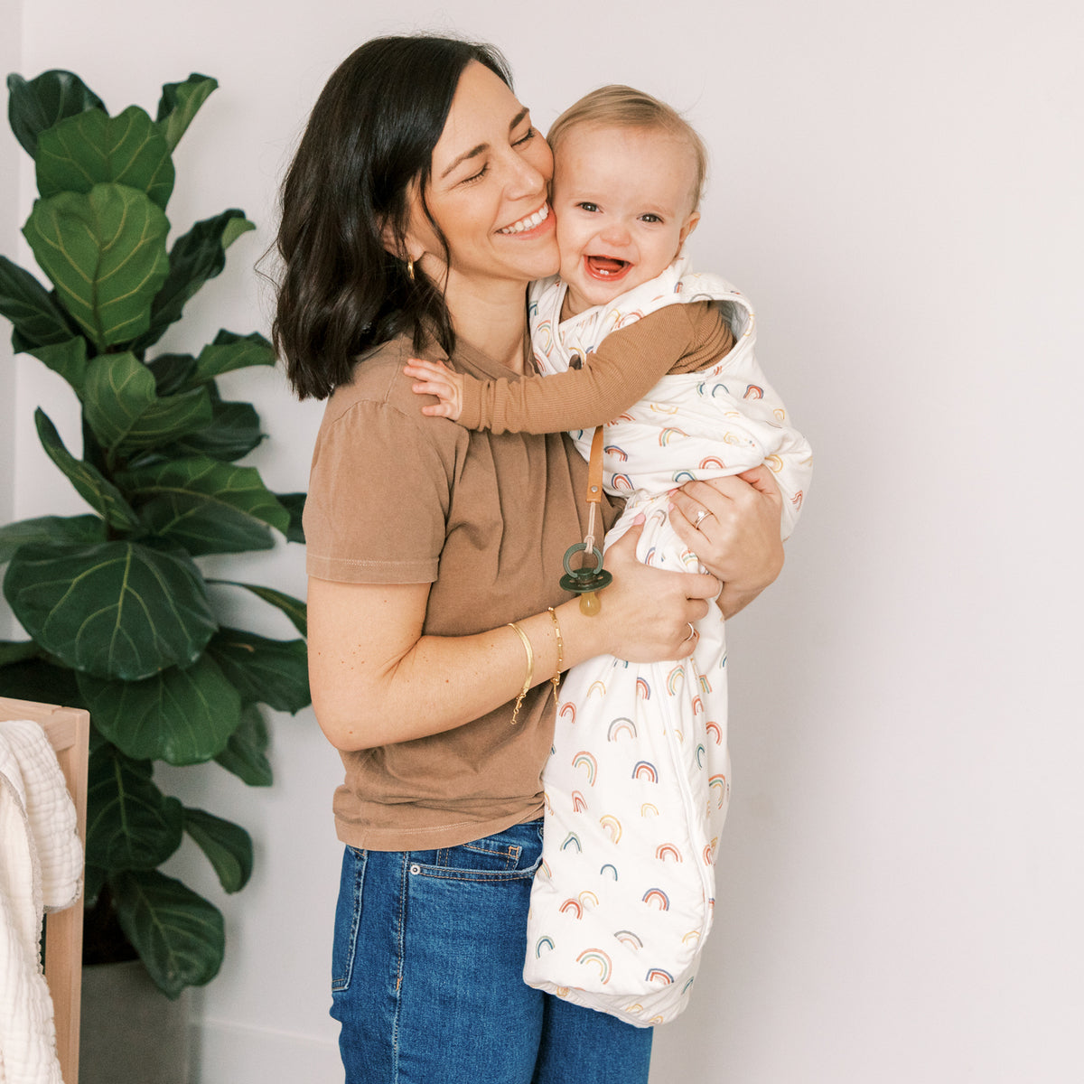 How to Transition from Swaddle to Blanket Sleeper Freshly Picked