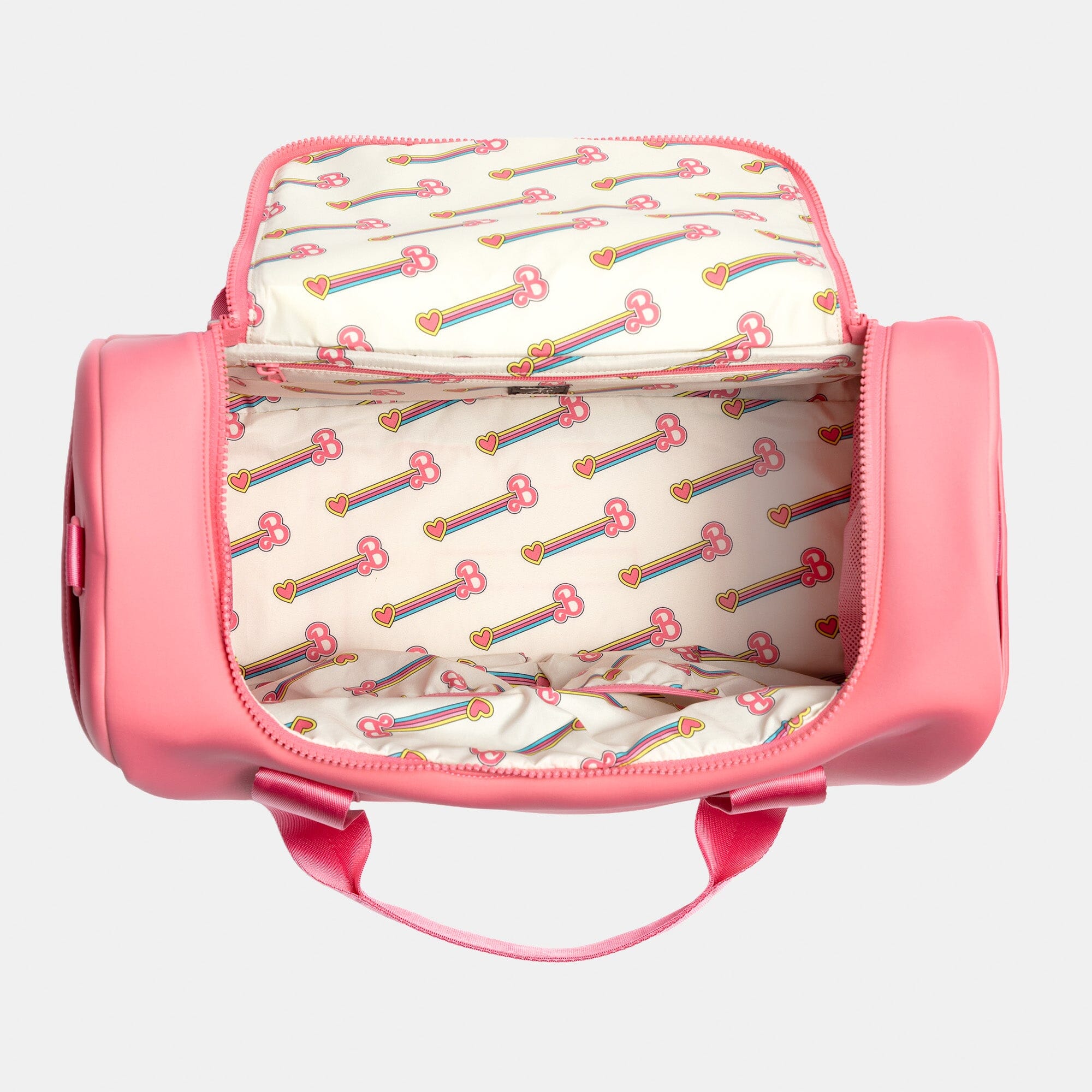 Barbie限定バック☆☆ FUL Barbie Large Travel Sherpa Tote with Trolley Strap | BoxLunch