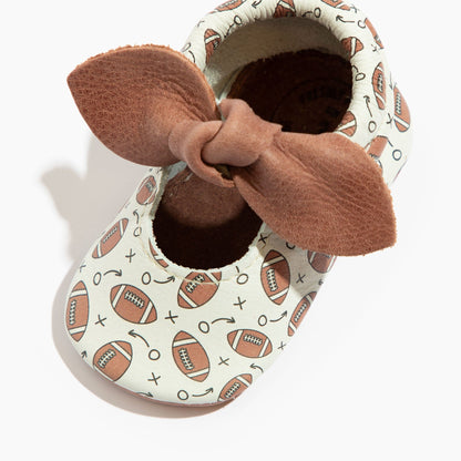 (Coming Soon) First Down Knotted Bow Baby Shoe Bow Mocc Soft Sole 