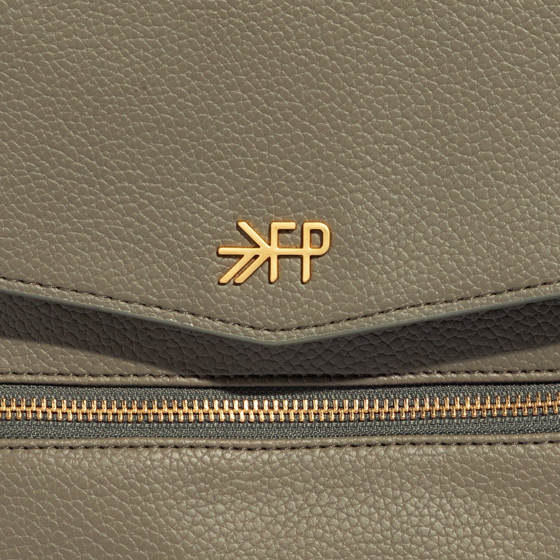 Sage Mini Classic Bag II Mini Classic Diaper Bag II Diaper Bag 