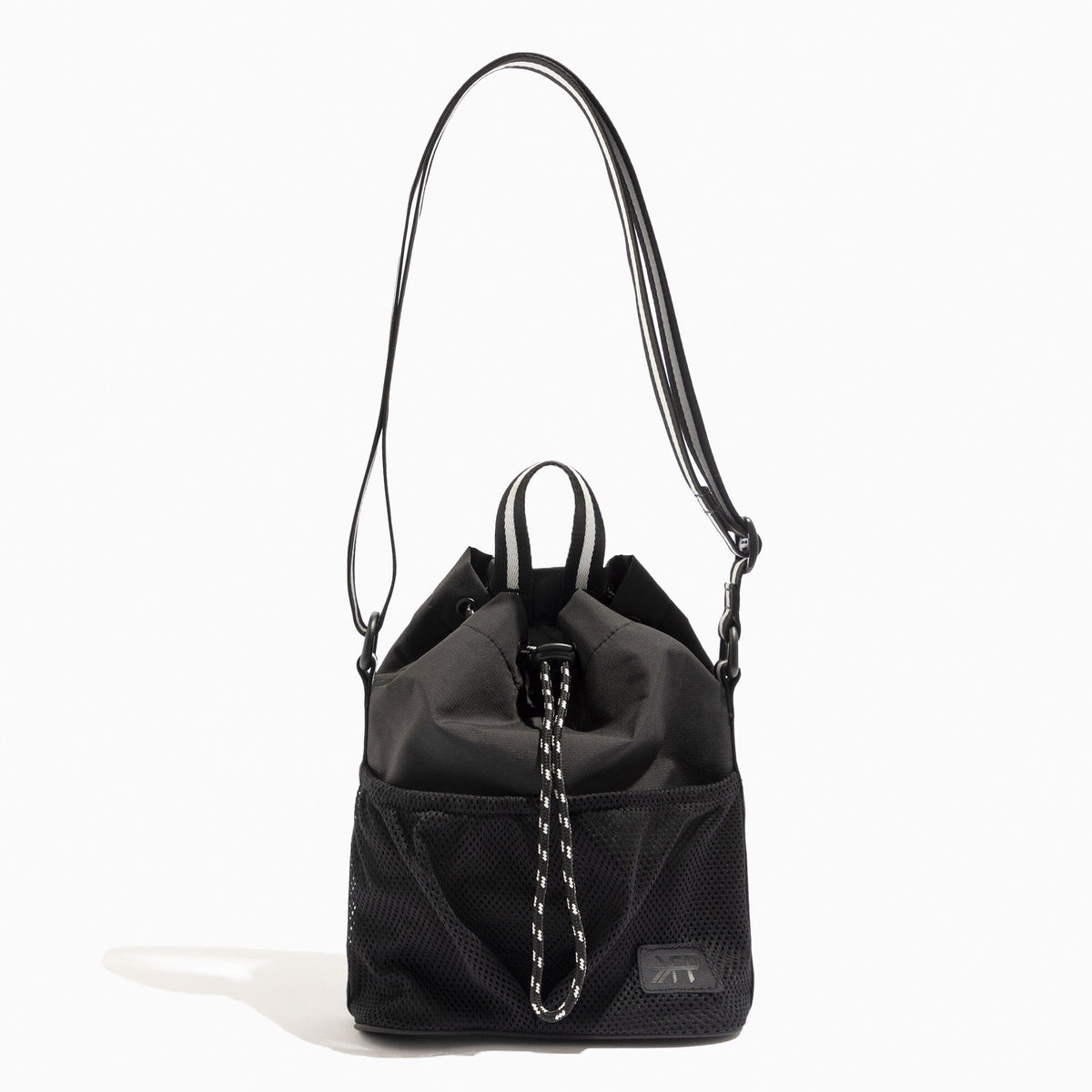 Jet String Bucket Jet Motion Bucket Crossbody | Best Crossbody For Moms – Freshly Picked