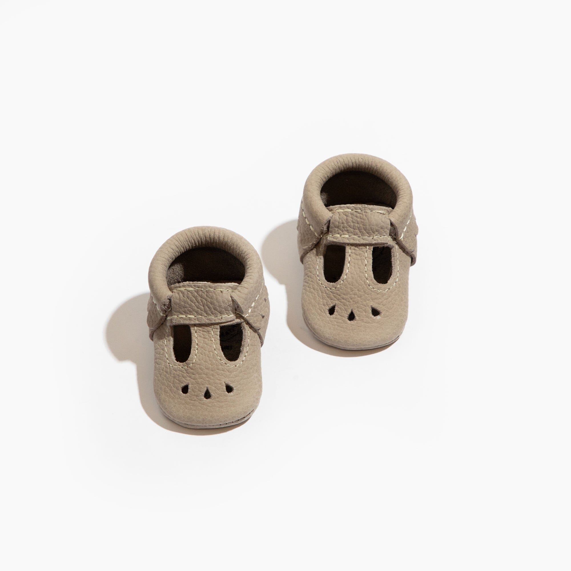 Personalised Newborn Baby Shoes with Name and Animal | giftsbespoke.com