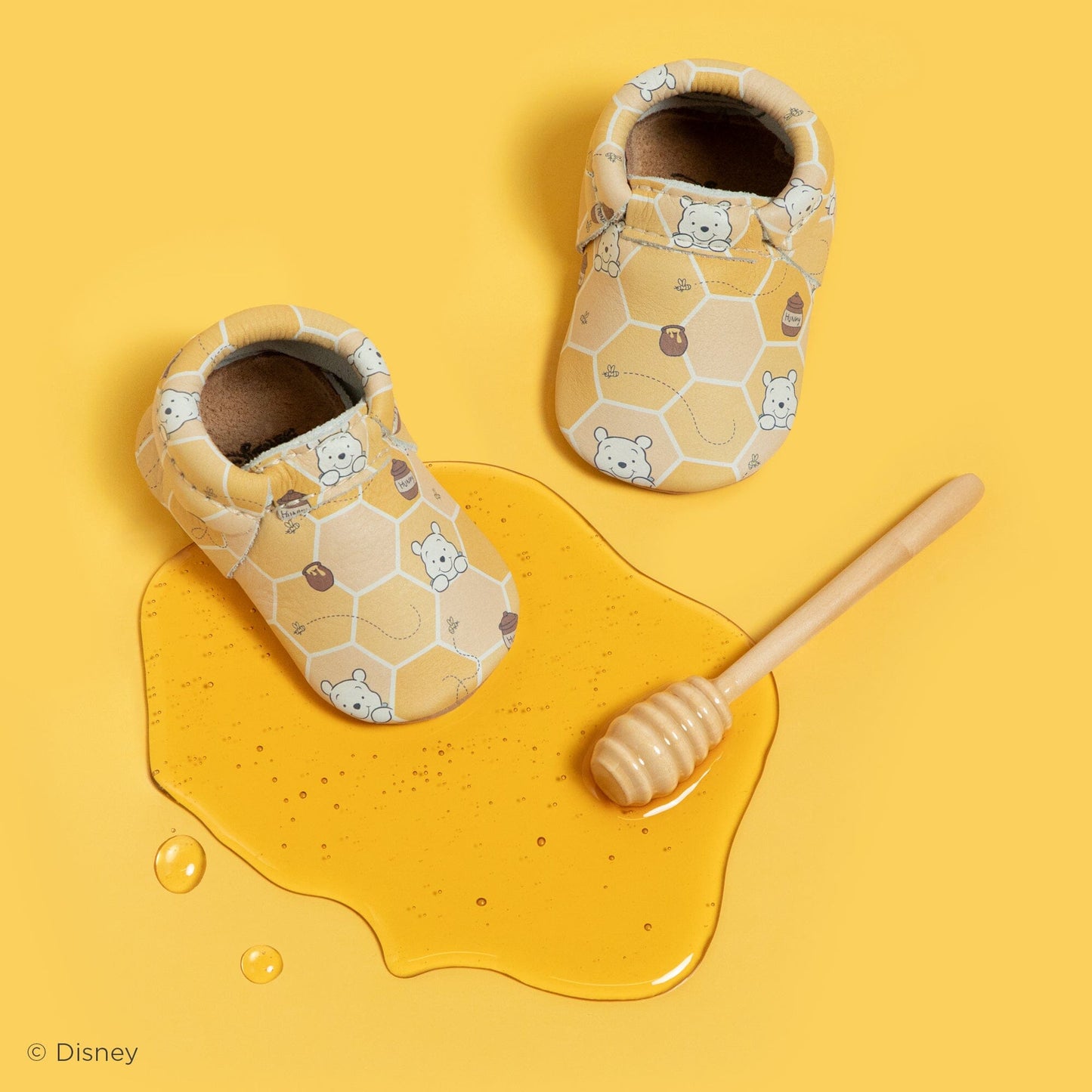 (Coming Soon) Disney Pooh Bear Honeycomb City Baby Shoe City Mocc Soft Sole 