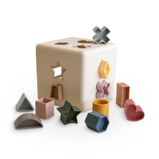 Shape Sorting Box toys Mushie 