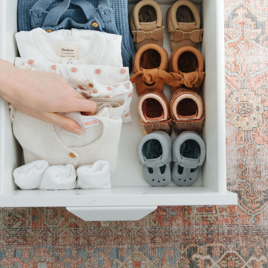 Freshly Picked Size Guide For Baby Moccasins & Shoes