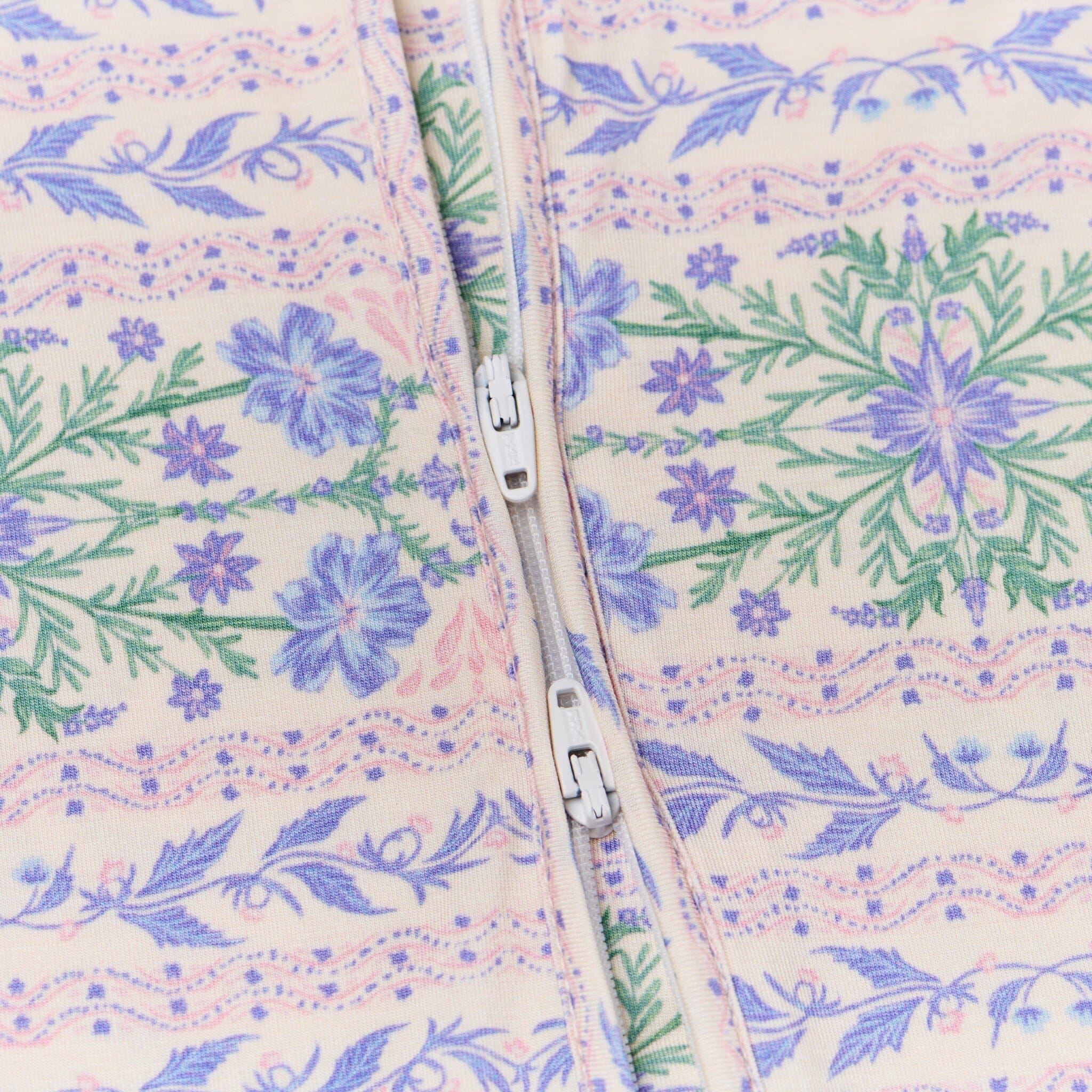 Spring Cascade Bamboo Sleeper Motette 