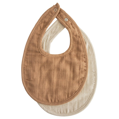 Muslin Bib 2-Pack Muslin Bib Mushie Tan/Fog 