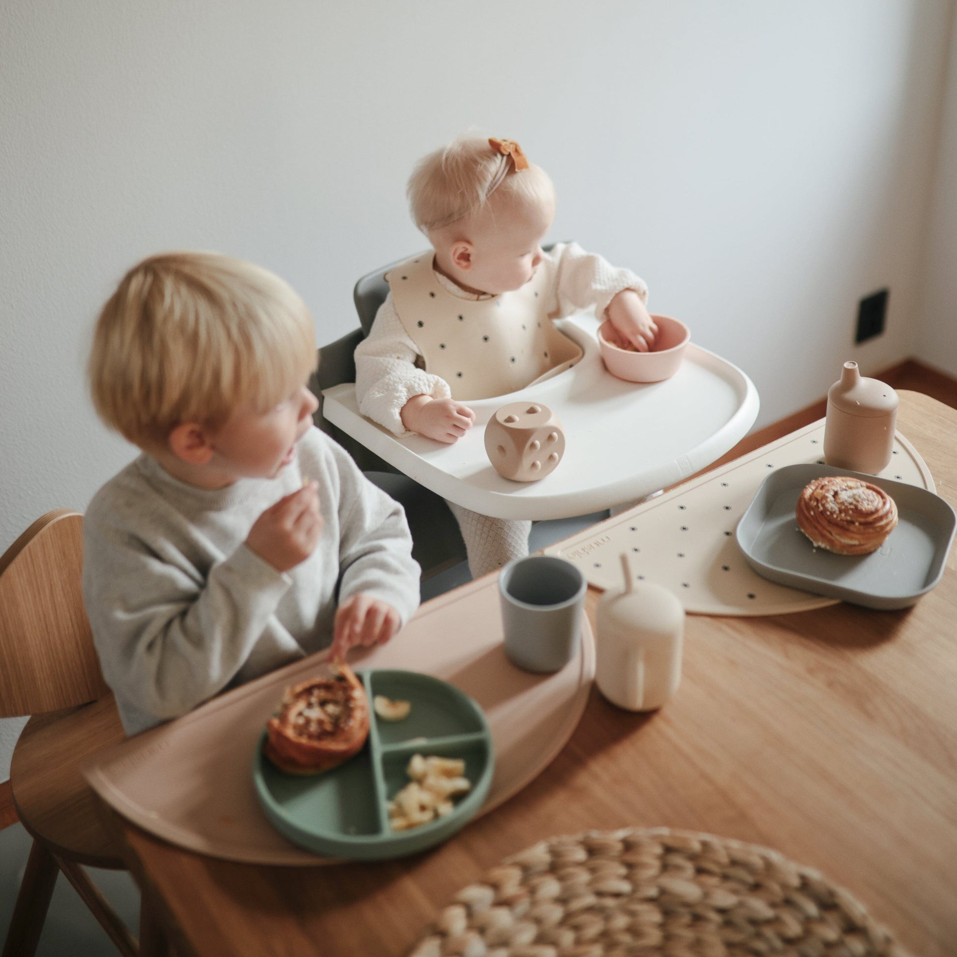 Silicone Training Cup + Straw Sippy Cups Mushie 