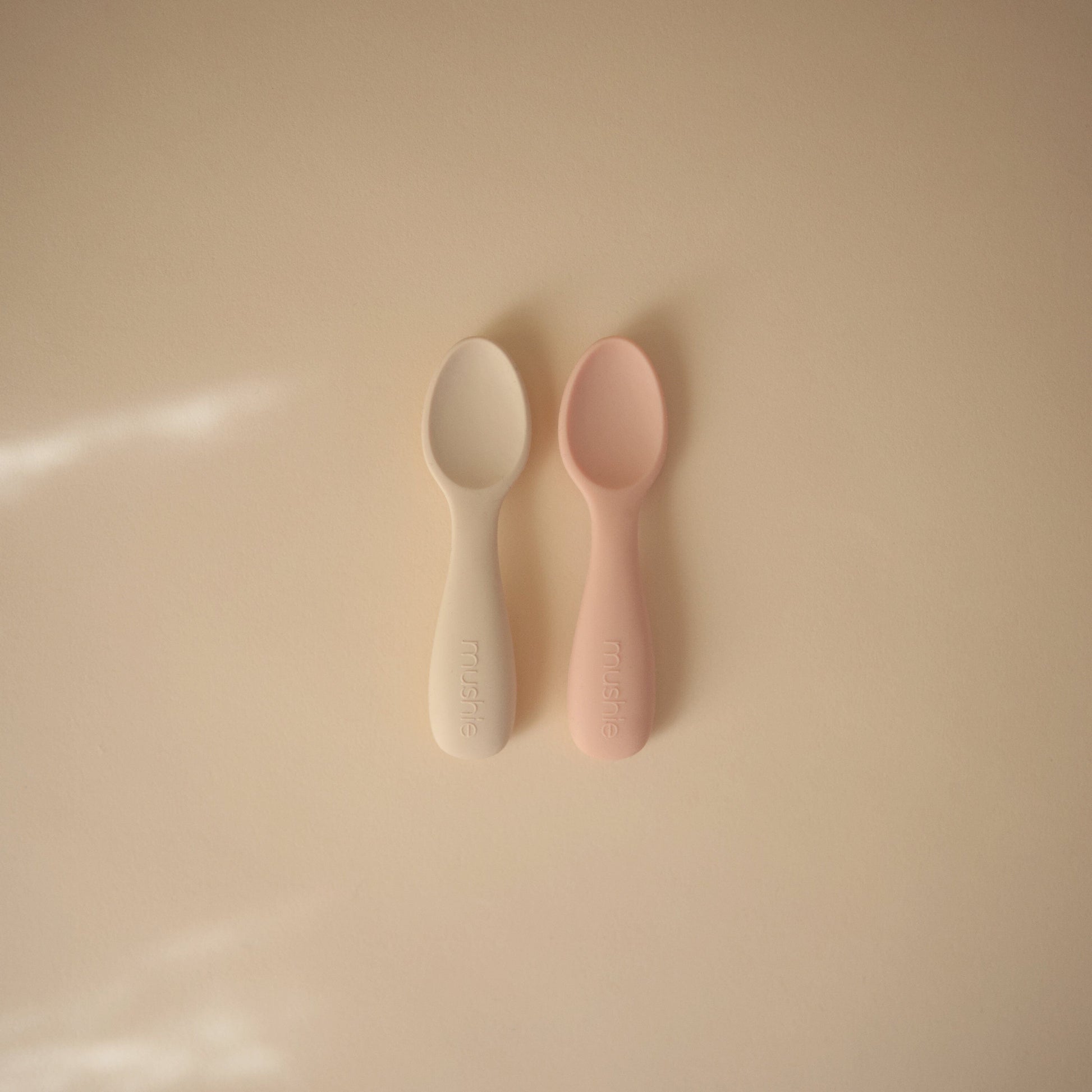 Silicone Toddler Starter Spoons 2-Pack silicone tableware Mushie 