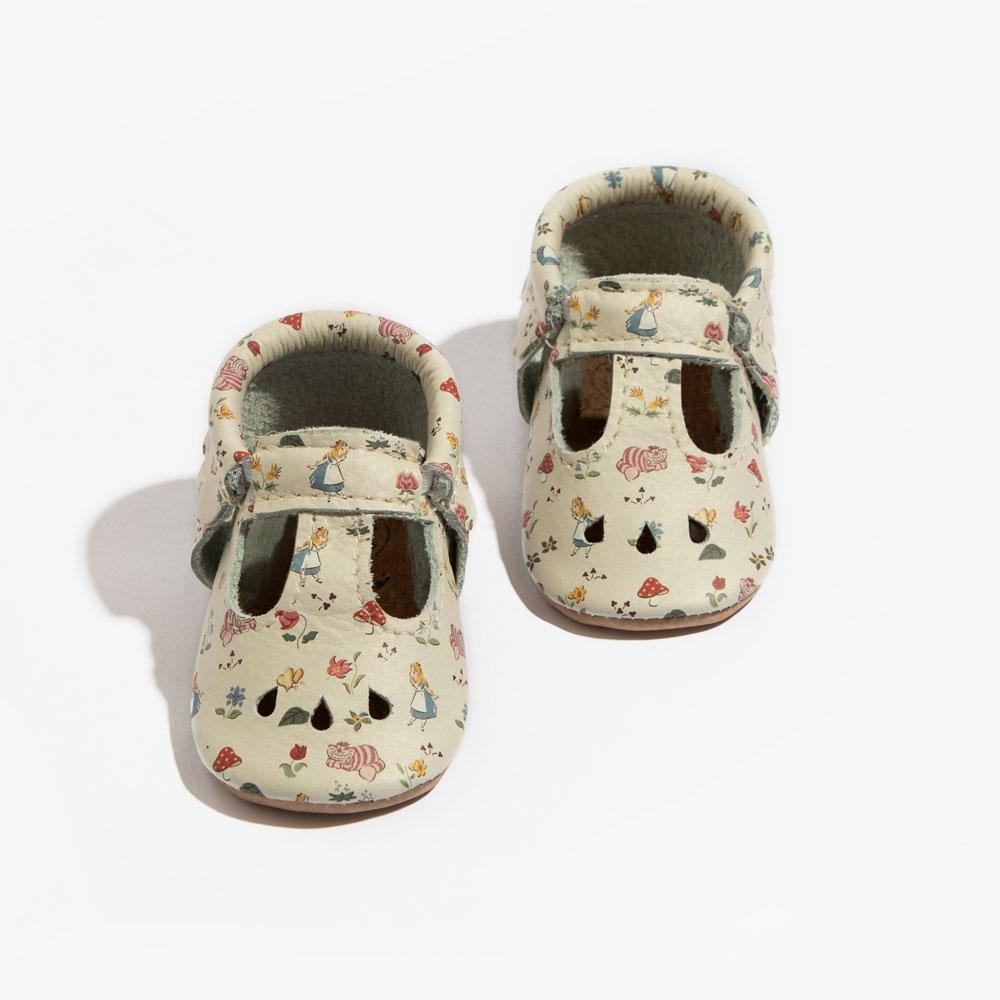 Alice in Wonderland Mary Jane Baby Shoe – Freshly Picked