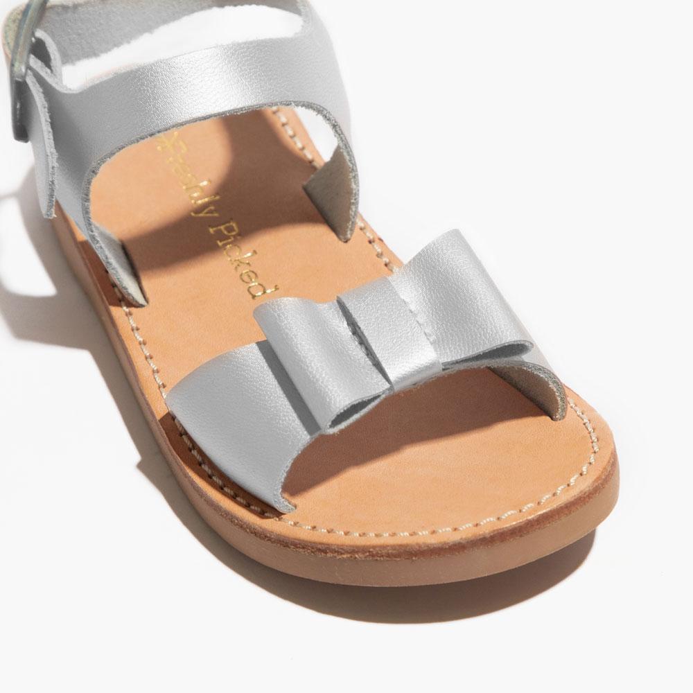 METAL Shiny soft leather Menorquina sandals for baby girls and BOW. IN053 |  OkaaSpain