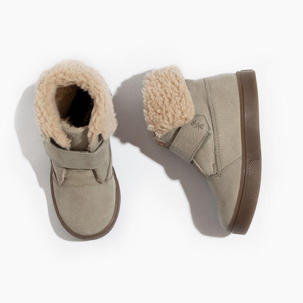 Boys sherpa boots hotsell